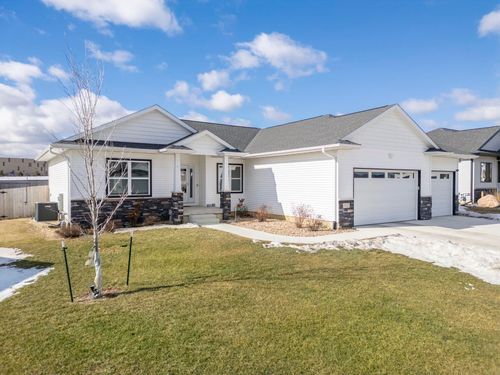 4923 Cohen Ct, Cedar Falls, IA, 50613-8193 | Card Image