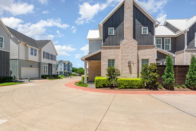 1637 G Ave, House other with 3 bedrooms, 3 bathrooms and null parking in Plano TX | Image 36
