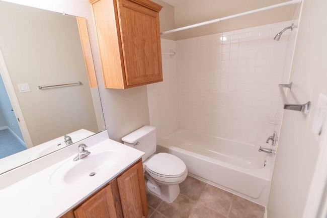 10920 Quarry Oaks Trl, House other with 5 bedrooms, 4 bathrooms and 2 parking in Austin TX | Image 26