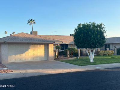 10404 W Tropicana Circle S, Home with 2 bedrooms, 2 bathrooms and null parking in Sun City AZ | Image 1