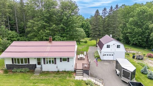 87 N Dexter Rd, Sangerville, ME, 04479-3300 | Card Image