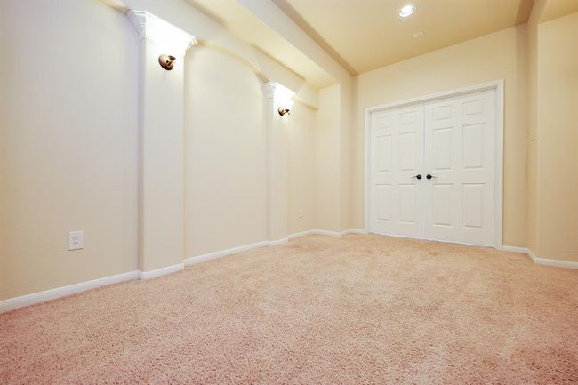 Choose your favorite, relaxing, seating arrangements for your private cinema room. | Image 17