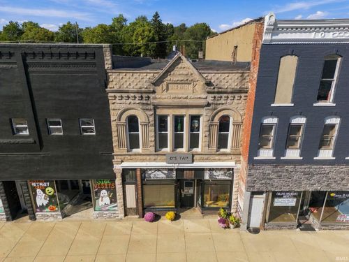 9 N Main St, Knox, IN, 46534 | Card Image