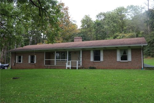 308 Wallace Ln, Ligonier, PA, 15658-2643 | Card Image