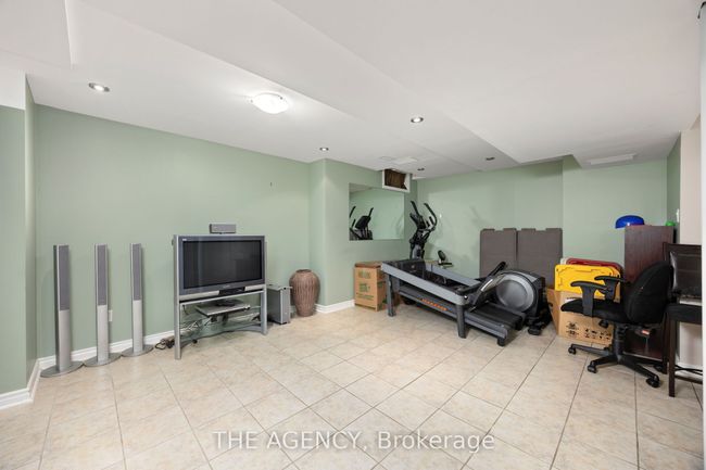 1 Applegrove Crt, House other with 6 bedrooms, 4 bathrooms and 4 parking in Brampton ON | Image 28