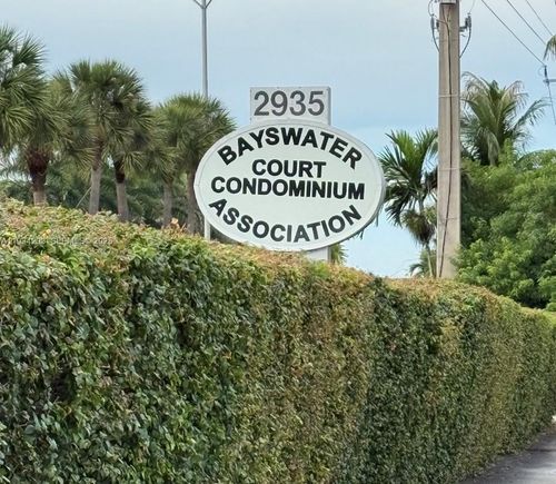 apt-3p-2935 Ne 163rd St, North Miami Beach, FL, 33160-4453 | Card Image