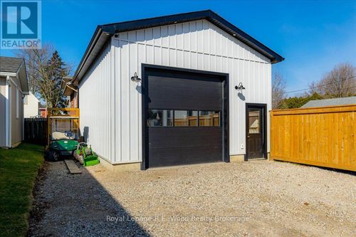 19 Washington St, Norwich, ON, N0J1P0 | Card Image