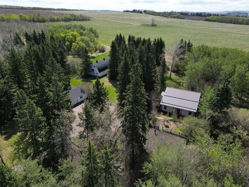 26471 Township Road 382, Red Deer County, AB, T4E1G7 | Card Image