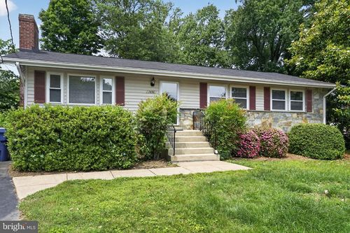 1452 Dewberry Ct, MCLEAN, VA, 22101-5629 | Card Image