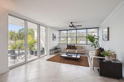 311-1170 N Federal Hwy, Fort Lauderdale, FL, 33304-1441 | Card Image