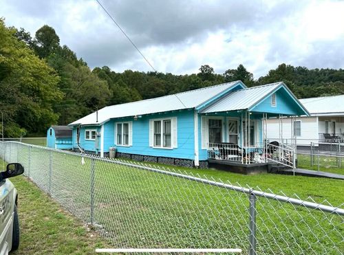 1213 Highway 219, Wallins Creek, KY, 40873-8915 | Card Image