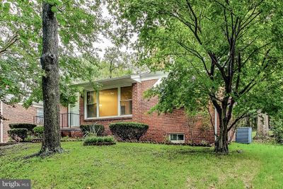 8605 Barron Street, House other with 3 bedrooms, 2 bathrooms and null parking in TAKOMA PARK MD | Image 3