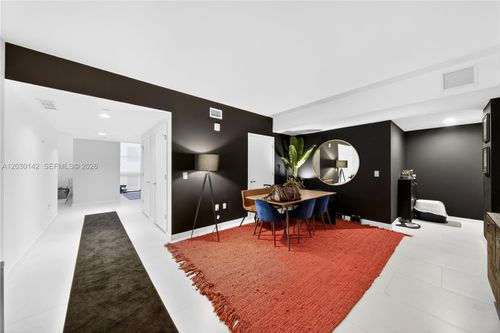 2905-1010 Brickell Ave, Miami, FL, 33131-3757 | Card Image