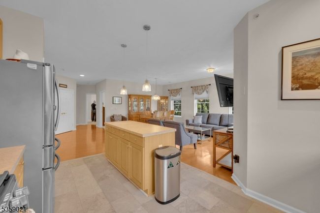 7013 Brookfield Glen Dr, Townhouse with 2 bedrooms, 2 bathrooms and null parking in Belvidere NJ | Image 7