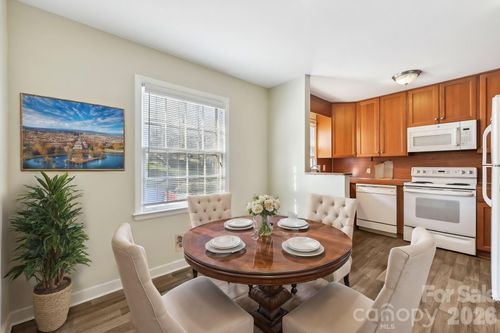 apt-2-1334 Briar Creek Rd, Charlotte, NC, 28205-6292 | Card Image