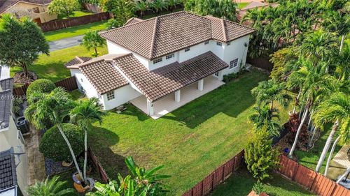 15591 Sw 45th Ter, Miami, FL, 33185-4284 | Card Image