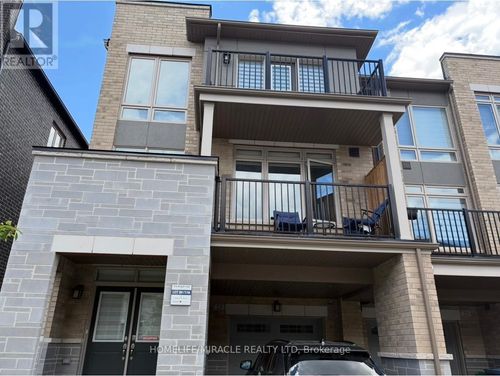 23 Arrowview Drive, Brampton (Northwest Brampton), ON, L7A5H6 | Card Image