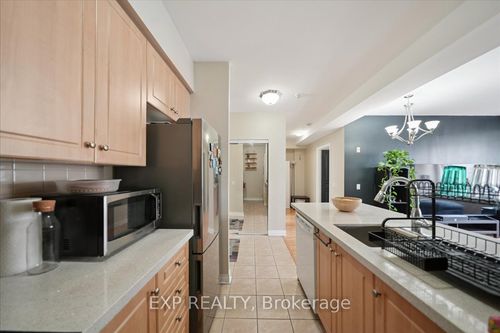 519-1415 Lawrence Ave W, North York, ON, M6L1A9 | Card Image