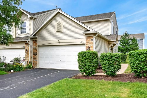 0-1933 Misty Ridge Ln, Aurora, IL, 60503-7333 | Card Image