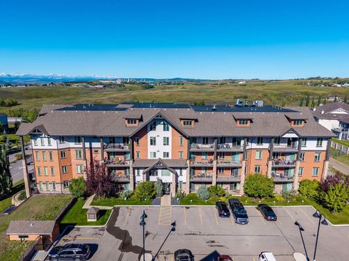 2203-15 Sunset Sq, Cochrane, AB, T4C0E7 | Card Image