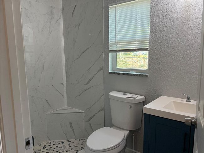 6933 Se 24 Th Ave, House other with 3 bedrooms, 2 bathrooms and null parking in OCALA FL | Image 6