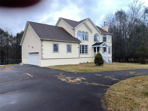44 Roslyn Ridge Rd, Mongaup Valley, NY, 12762-5216 | Card Image