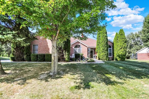 1502 Sutton St, Alexandria, IN, 46001-8186 | Card Image