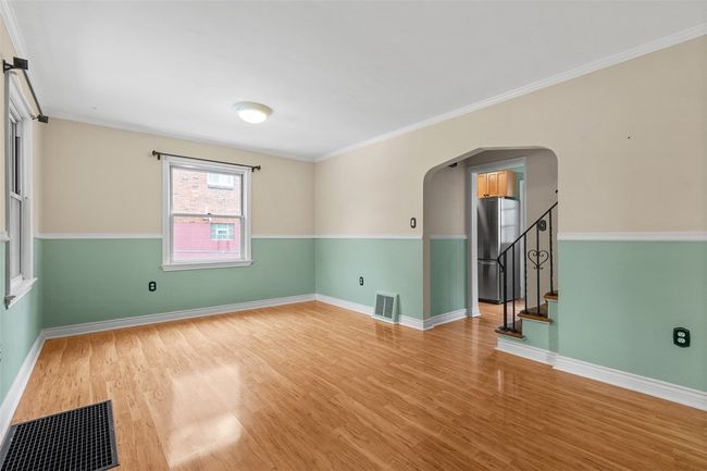 Living Room | Image 15