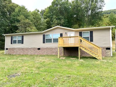 2563 Beartown Road, House other with 3 bedrooms, 2 bathrooms and null parking in Tazewell VA | Image 2