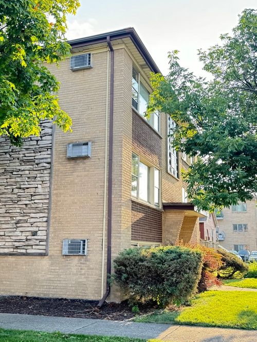 1s-7901 W Grand Ave, Elmwood Park, IL, 60707-3086 | Card Image