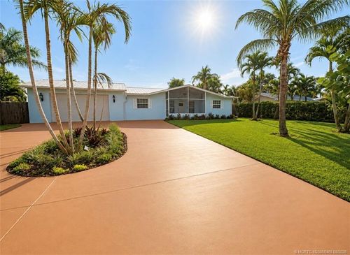 4245 Sunset Dr, Jensen Beach, FL, 34957-3850 | Card Image