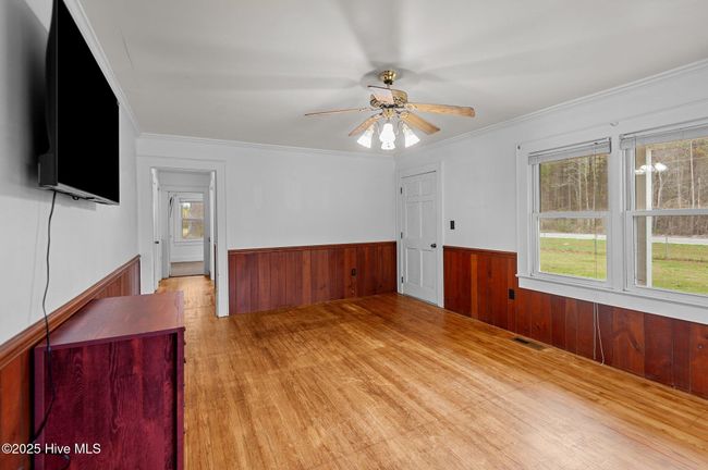 327 Nc Highway 305, House other with 3 bedrooms, 2 bathrooms and null parking in Windsor NC | Image 6