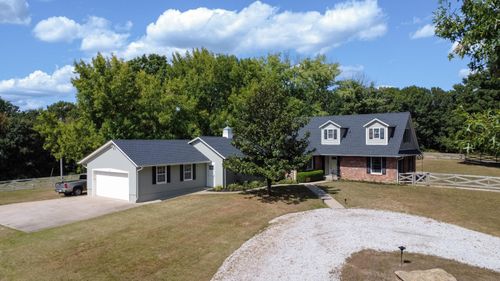 8053 Highway 63 N, COLUMBIA, MO, 65202-7578 | Card Image
