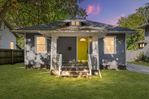 1704 Church St, Champaign, IL, 61821-2431 | Card Image