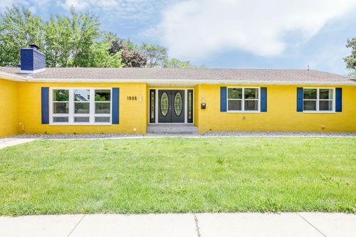 1906 Corby Blvd, South Bend, IN, 46617-1858 | Card Image