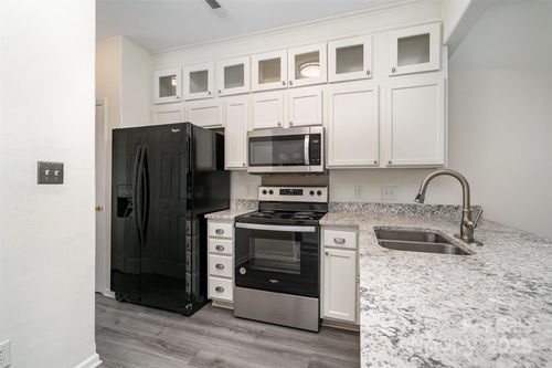 4028 Center Place Dr, Harrisburg, NC, 28075-7435 | Card Image