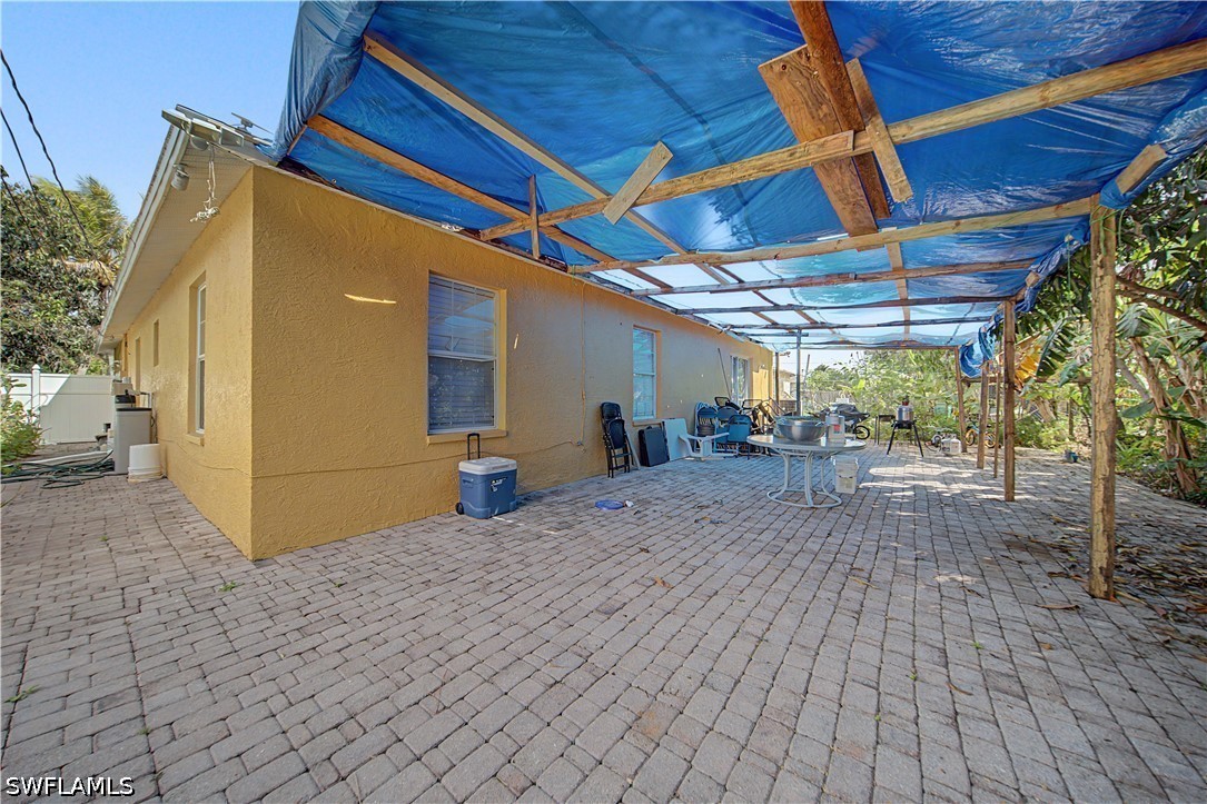 Residential in Naples 2