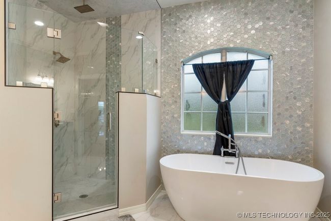 8766 Haskell Dr, House other with 4 bedrooms, 5 bathrooms and null parking in Broken Arrow OK | Image 41