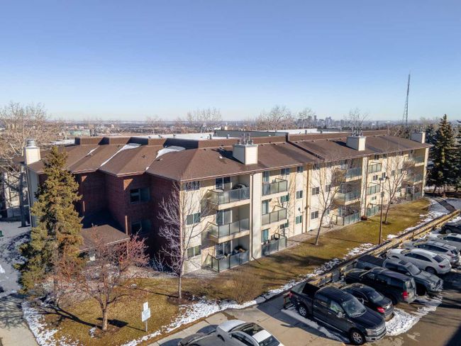 3209 - 393 Patterson Hill Sw, Home with 2 bedrooms, 1 bathrooms and 1 parking in Calgary AB | Image 27