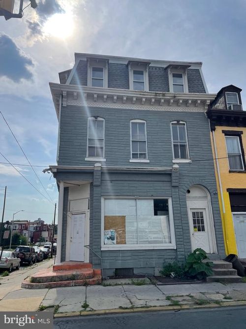 400 N 6th St, Reading, PA, 19601-3065 | Card Image