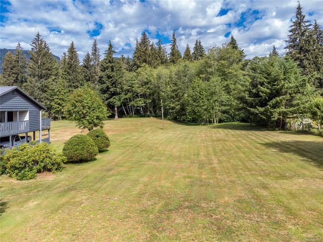 1301 Sayward Rd, House other with 5 bedrooms, 3 bathrooms and 6 parking in Sayward BC | Image 74