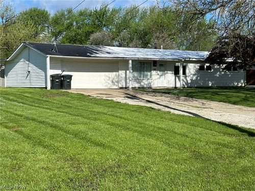 1882 Paul Dr, Brunswick, OH, 44212-3932 | Card Image