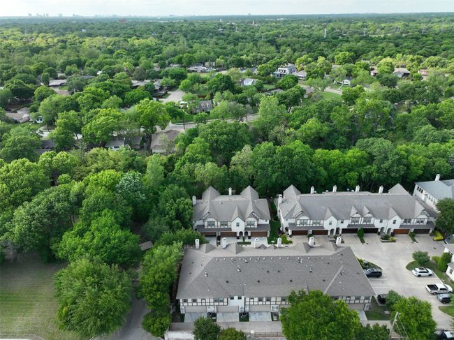 8705 Tudor Pl, Townhouse with 3 bedrooms, 3 bathrooms and null parking in Dallas TX | Image 28