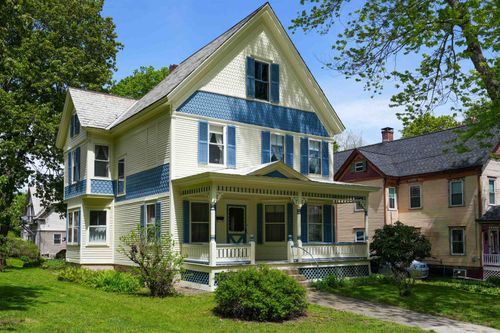 9 Burt St, Bellows Falls, VT, 05101-1401 | Card Image