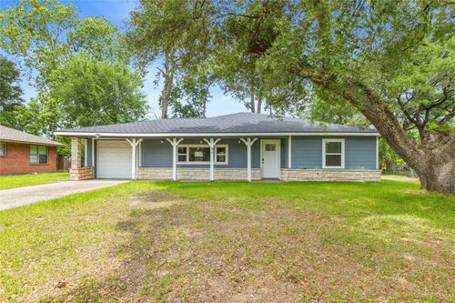 315 Roundabout Rd, Huntsville, TX, 77320-3419 | Card Image