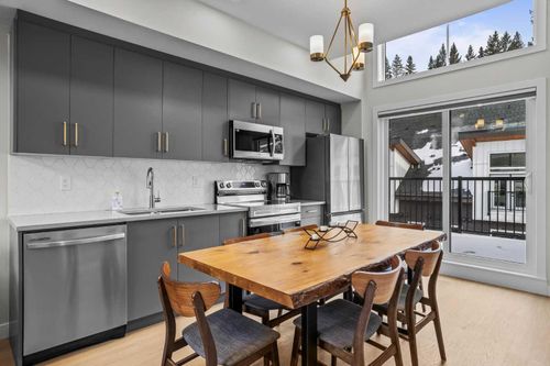 216-750 Harvie Heights Road, Harvie Heights, AB, T1W2W2 | Card Image