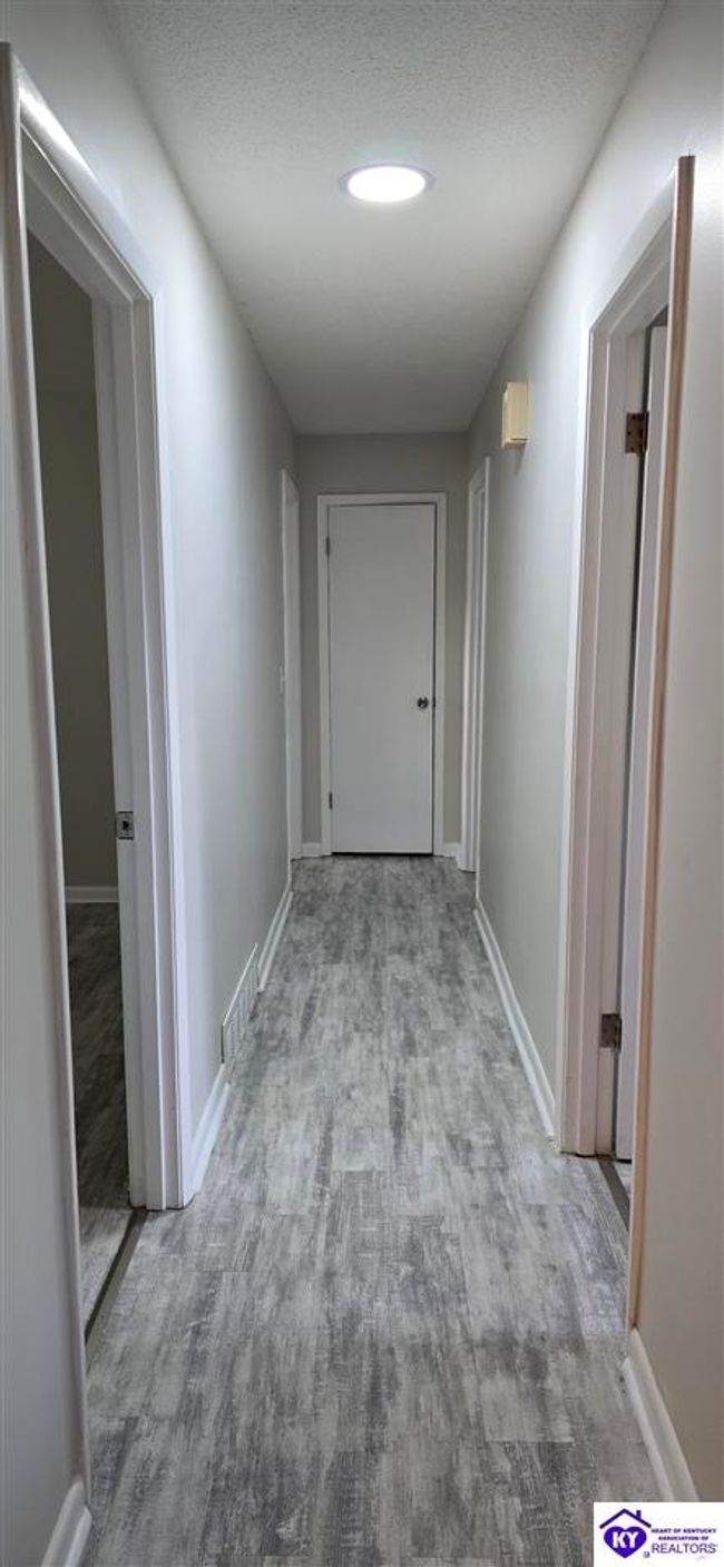 308 Atcher St, House other with 5 bedrooms, 3 bathrooms and null parking in Radcliff KY | Image 18