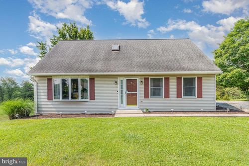 45 Kenmar Dr, SHERMANS DALE, PA, 17090-9504 | Card Image
