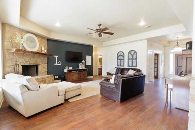 505 Spring Valley Rd, House other with 4 bedrooms, 3 bathrooms and null parking in Paradise TX | Image 13