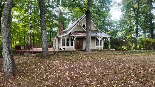145 Richmond Rd, McMinnville, TN, 37110-4581 | Card Image